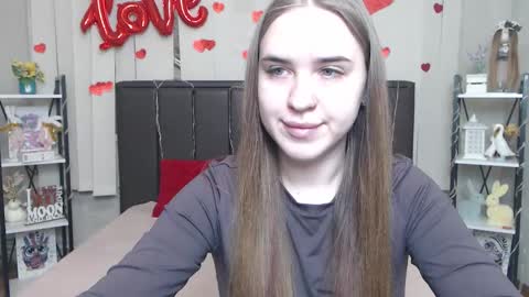 LauraHlot online show from March 27, 2026, 7:24 pm
