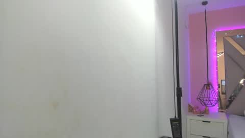 laura  online show from February 7, 2026, 6:11 pm