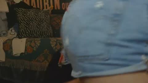 Lilian Banks online show from June 24, 2026, 9:36 pm