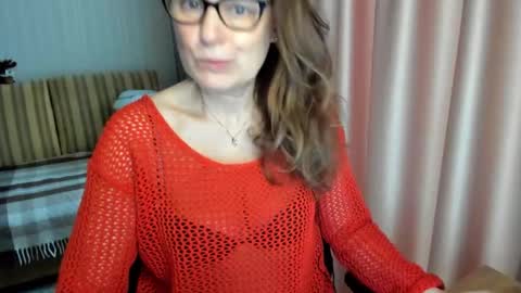 Lauraoven1 online show from March 1, 2026, 7:54 am