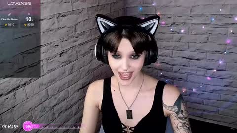 Eva online show from January 8, 2025, 8:18 pm