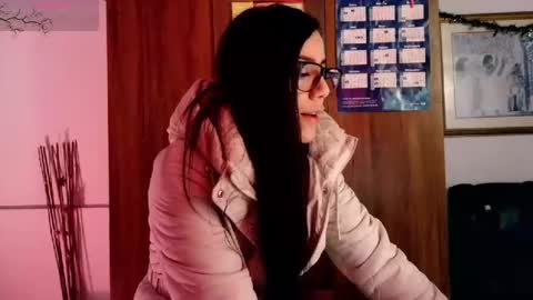 Lauren online show from February 1, 2026, 2:32 am