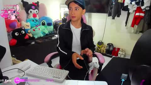 SF online show from September 11, 2025, 4:51 pm