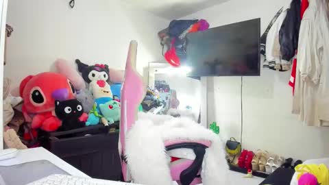 SF online show from October 20, 2025, 3:23 pm