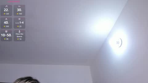 laurenclark1 online show from February 24, 2026, 10:02 am