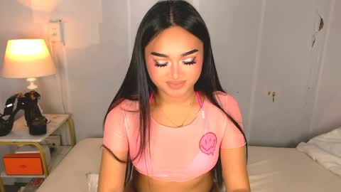 Snapshot of laurenfox16 chatting on June 6, 2026, 4:12 pm chloe3 online show from June 6, 2026, 4:12 pm