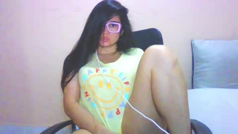 onlyfan laureng7 - 7 laureng2 online show from February 4, 2026, 1:28 pm