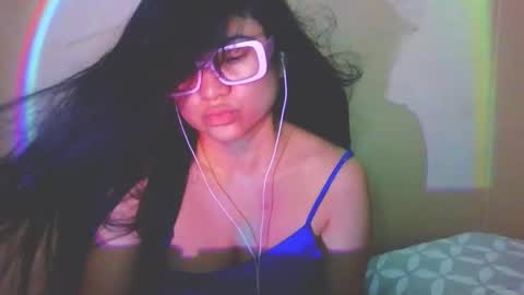 onlyfan laureng7 - 7 laureng2 online show from February 15, 2026, 7:51 am