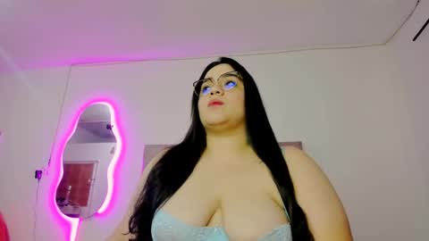 Snapshot of laurenlaine99 chatting on February 17, 2025, 3:20 pm laurenlaine online show from February 17, 2025, 3:20 pm