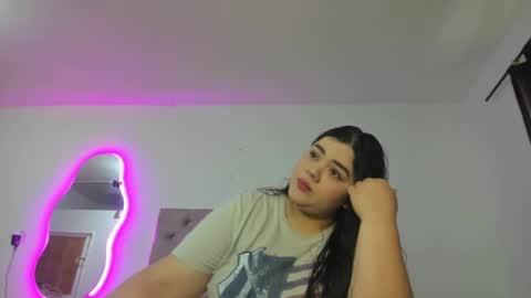 Snapshot of laurenlaine99 chatting on March 10, 2025, 12:26 pm laurenlaine online show from March 10, 2025, 12:26 pm