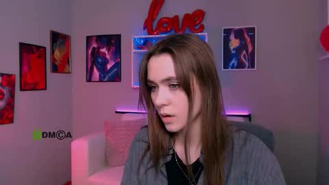 Laure online show from March 6, 2026, 10:23 am