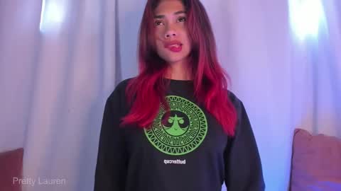 Snapshot of laurenn__1 chatting on November 18, 2025, 3:38 pm Lauren online show from November 18, 2025, 3:38 pm