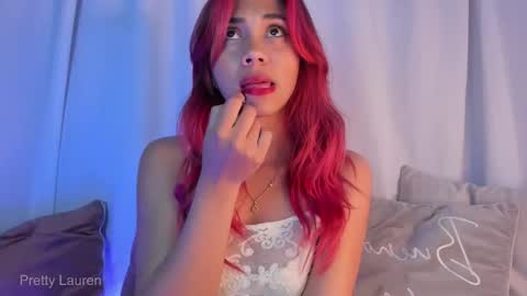 Snapshot of laurenn__1 chatting on February 15, 2026, 3:36 am Lauren online show from February 15, 2026, 3:36 am