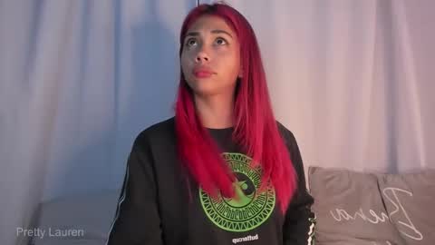 Snapshot of laurenn__1 chatting on February 19, 2026, 2:40 am Lauren online show from February 19, 2026, 2:40 am