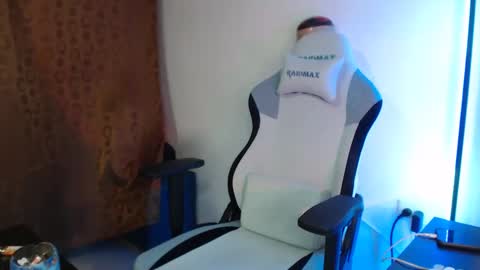 Snapshot of laurenphillipsx chatting on December 11, 2024, 1:26 am Lauren online show from December 11, 2024, 1:26 am