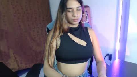 Snapshot of laurenphillipsx chatting on January 17, 2025, 10:45 pm Lauren online show from January 17, 2025, 10:45 pm