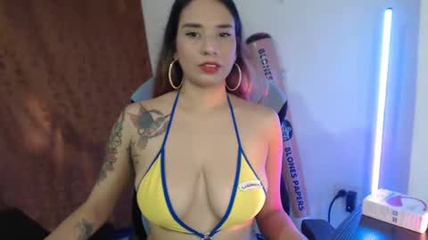 Snapshot of laurenphillipsx chatting on February 20, 2025, 9:53 pm Lauren online show from February 20, 2025, 9:53 pm