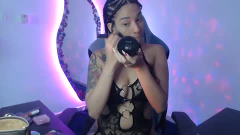 Lauren online show from February 4, 2026, 4:57 pm