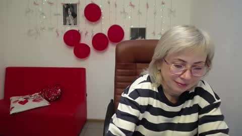 Lauren online show from January 17, 2026, 6:29 am