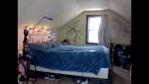 Lauren online show from January 16, 2025, 8:36 pm