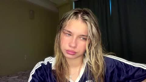 Bella online show from May 28, 2026, 7:49 am