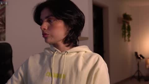 laurita_4 online show from March 12, 2026, 1:28 pm