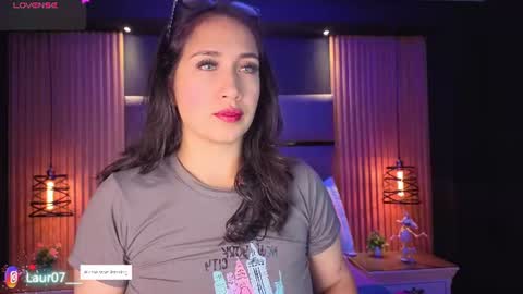 Lau Roberts online show from July 16, 2026, 2:39 am