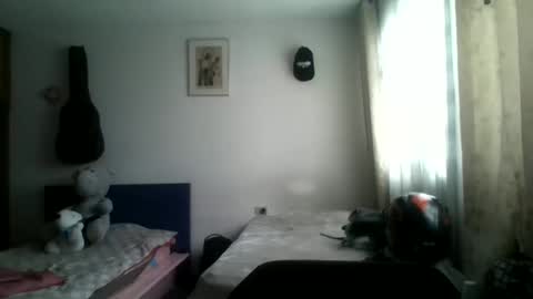 Laury  online show from April 2, 2026, 9:34 pm