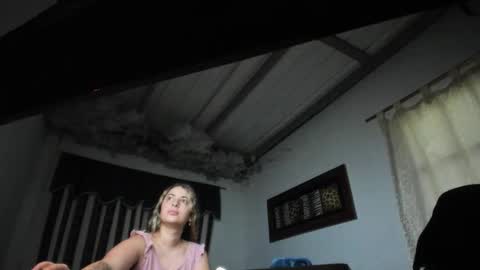 Lauu G online show from May 27, 2026, 11:07 am