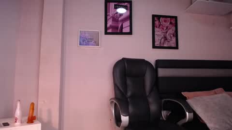 LauWild online show from January 13, 2026, 11:26 am