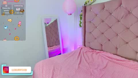 lau online show from November 8, 2025, 3:18 am