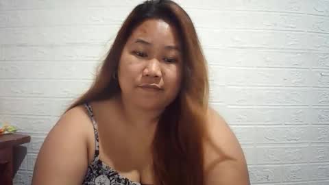 Snapshot of lavalyn214 chatting on June 9, 2026, 2:39 pm lavalyn214 online show from June 9, 2026, 2:39 pm