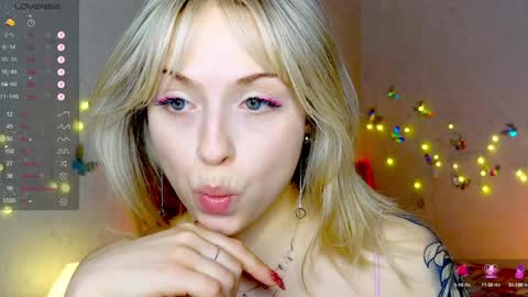 Melissa online show from December 29, 2024, 3:03 pm