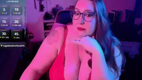 Lavinia Palmer online show from June 21, 2026, 3:09 am