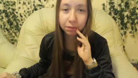 Snapshot of lavvvenda chatting on December 1, 2025, 2:55 pm Lavvvenda online show from December 1, 2025, 2:55 pm