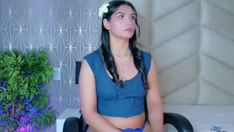 laya online show from February 1, 2026, 4:00 am