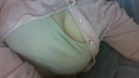 layannalea online show from November 15, 2025, 12:52 am