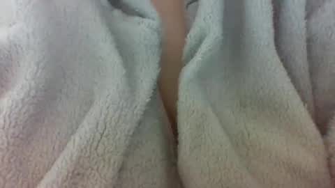 layannalea online show from January 14, 2026, 10:03 pm