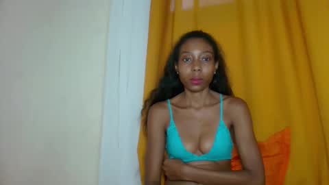 layannek online show from February 2, 2026, 2:43 am