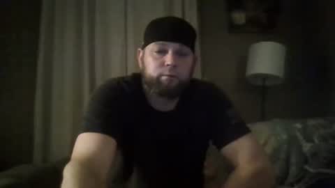 Snapshot of layinlow42 chatting on January 1, 2025, 8:13 am layinlow42 online show from January 1, 2025, 8:13 am