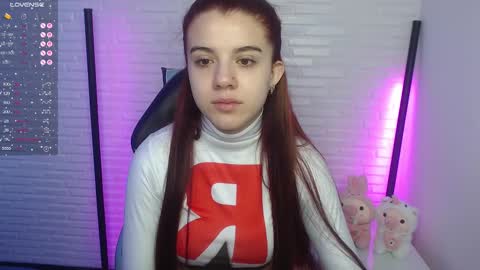 Snapshot of layla_castilloo chatting on March 7, 2025, 1:40 pm Layla online show from March 7, 2025, 1:40 pm