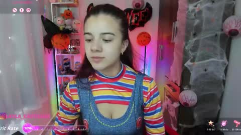 Snapshot of layla_castilloo chatting on October 20, 2025, 3:23 pm Layla online show from October 20, 2025, 3:23 pm