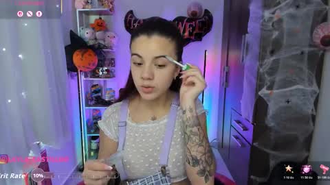 Snapshot of layla_castilloo chatting on November 3, 2025, 2:18 pm Layla online show from November 3, 2025, 2:18 pm