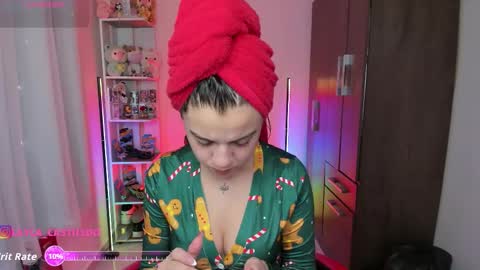 Snapshot of layla_castilloo chatting on November 9, 2025, 11:30 am Layla online show from November 9, 2025, 11:30 am