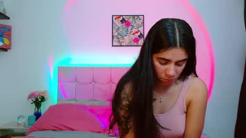 Lia and Rachel online show from September 11, 2025, 2:33 am