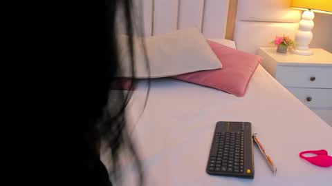 Lau online show from March 24, 2026, 6:57 pm