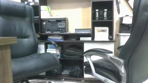 Snapshot of laylabrasil chatting on January 24, 2025, 8:22 pm kelly online show from January 24, 2025, 8:22 pm
