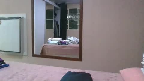 Snapshot of laylabrasil chatting on January 30, 2025, 10:41 pm kelly online show from January 30, 2025, 10:41 pm