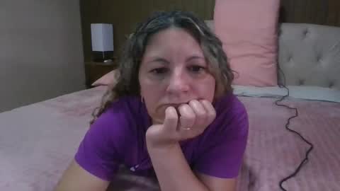 Snapshot of laylabrasil chatting on February 4, 2025, 7:22 pm kelly online show from February 4, 2025, 7:22 pm