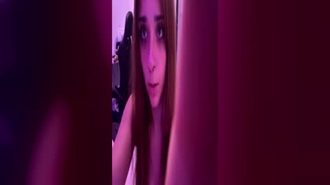 Layla online show from July 8, 2026, 3:44 am